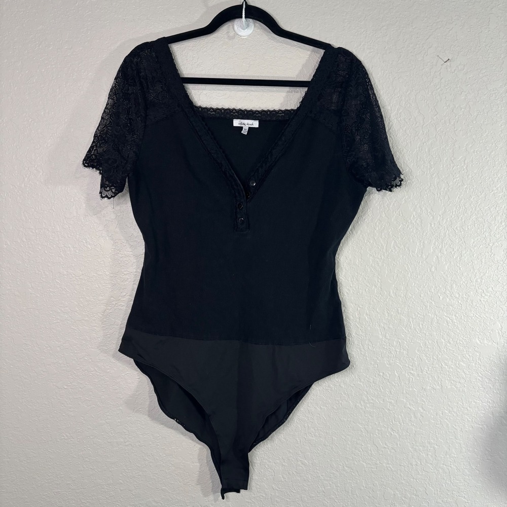 White Birch Black Ribbed Lace Henley Bodysuit Plus Size 1X Short Sleeve T22866P